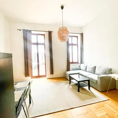 Klikk Superior At Gozsdu Budapest