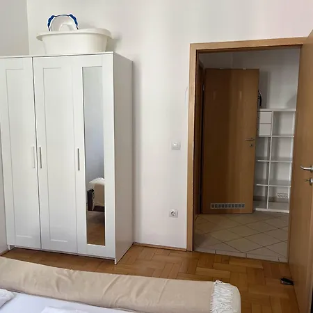 Klikk Superior At Gozsdu * Budapest