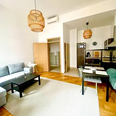 Apartment Klikk Superior At Gozsdu